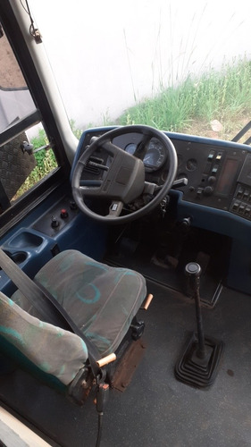 Imagem 8 de 12 de Volvo B10m