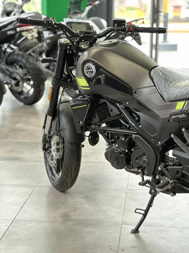 Benelli Leoncino 250