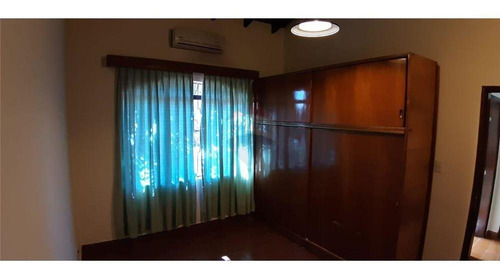 Imagen 8 de 14 de Vendo Lujosa Casa Con Piscina.