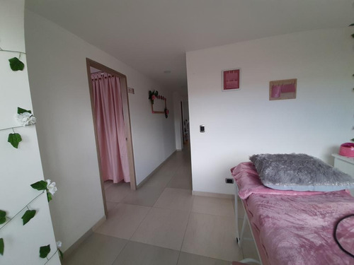 Imagen 11 de 17 de Edificio En Venta En Bogotá Hayuelos. Cod 121132292