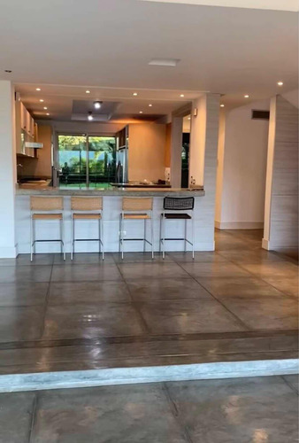 Vendo Exclusivo Townhouse En Altos De Guataparo Valencia