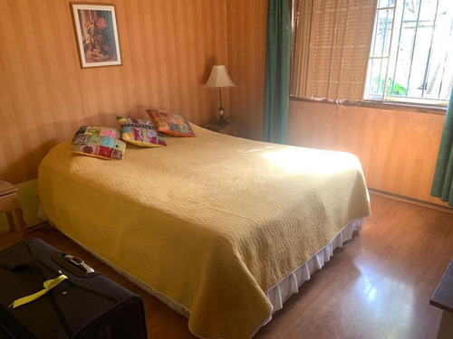 Casa En Venta De 5 Dorm. En Olmué