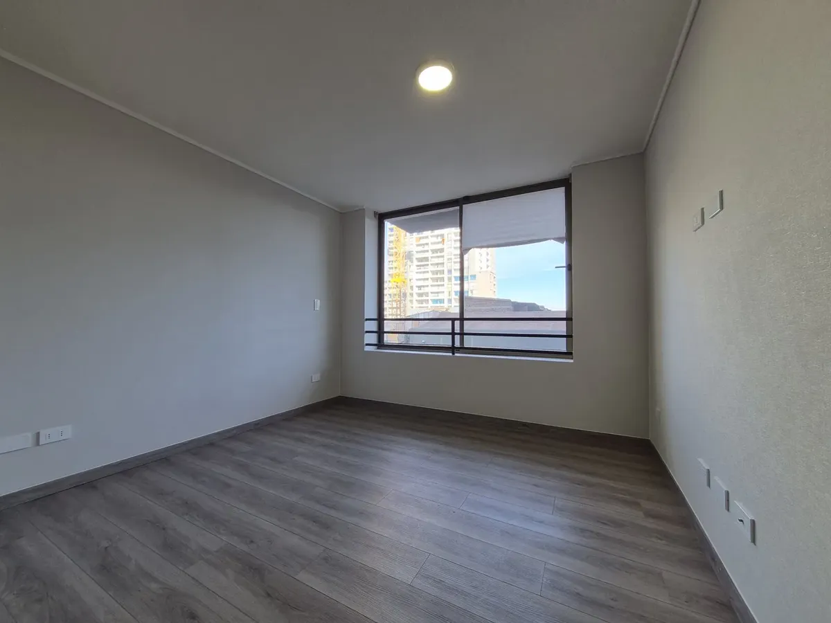 Imagen 3 de 13 de Retail Av Buzeta 4502 Arriendo Estudio