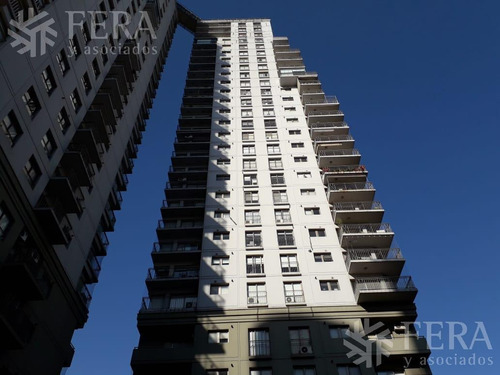 Venta De Departamento Tipo Duplex De 3 Ambientes Con Cochera En Barracas (26861)