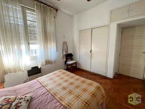 Imagen 9 de 17 de Ph En Venta. Dos Dormitorios. Buen Estado.