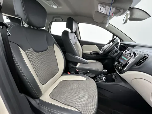 Renault Captur 2.0 Intens Automática