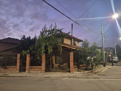 Casa En Venta, En Sector Las Perdices, Puente Alto