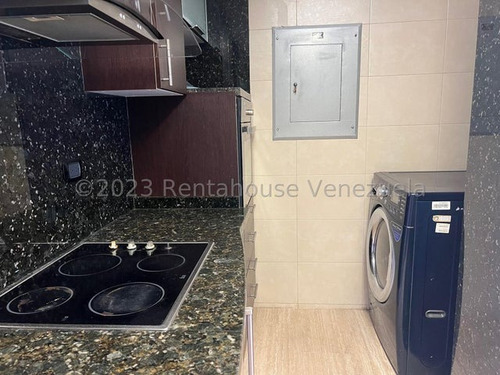 Apartamento En Alquiler En Campo Alegre Cod. 24-12877 Lm