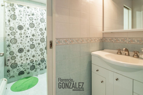 Casa 4 Ambientes Con Patio, Jardin Y Cochera. Apto Credito