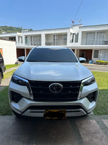 Toyota Fortuner 2.8l