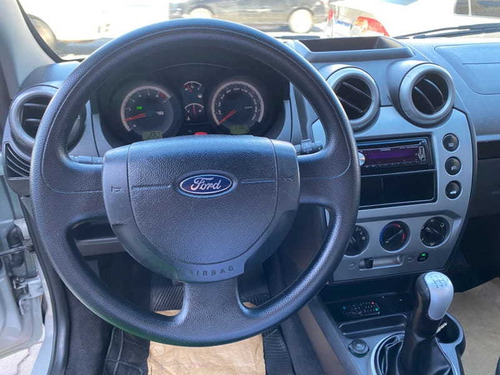 Imagem 12 de 12 de Ford Fiesta Sedan1.6flex 2014
