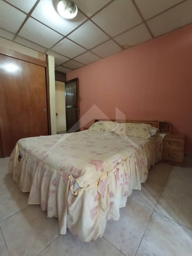 Imagen 7 de 11 de Amplia Casa Con Excelente Ubicación, En La Urb. Chuparin De Puerto La Cruz