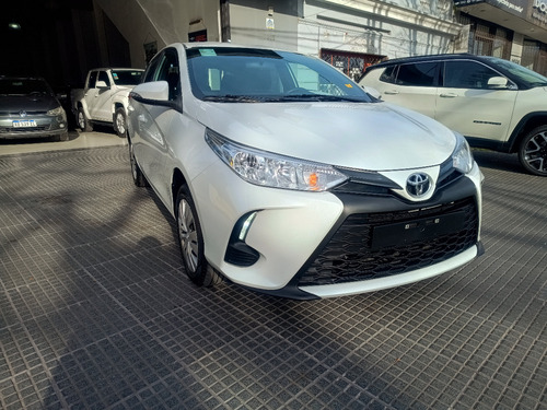 Toyota Yaris 1.5 107cv Xs