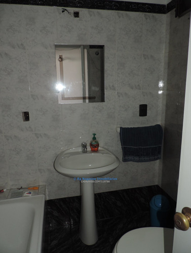 Imagen 8 de 8 de Oficina O Vivienda, Plaza Independencia 3 Dormitorios
