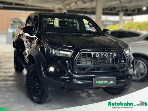 Toyota Hilux 2.8 D-4D TURBO DIESEL CD GR-S 4X4 AUTOMÁTICO