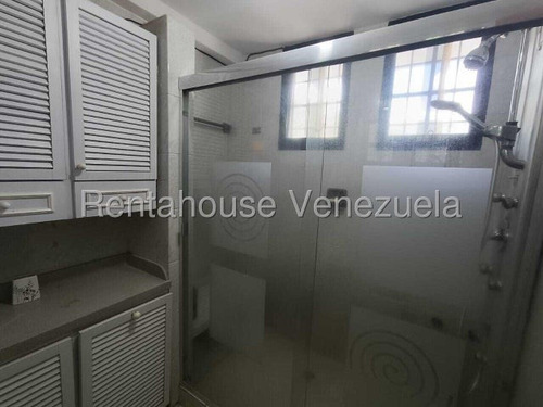 Vendo Casa En Urbanización El Castaño, Código 25-7117 Cm Leer Descripción