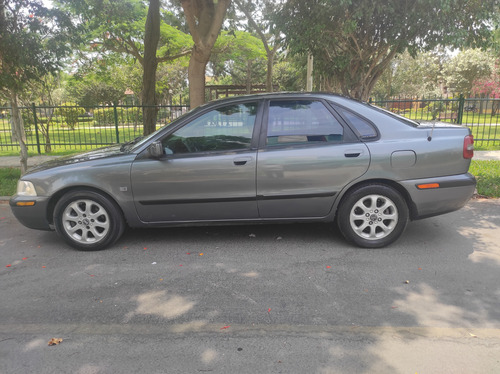 Vendo Automovil Volvo S40, Año 2002 Dual (glp-gasolina)