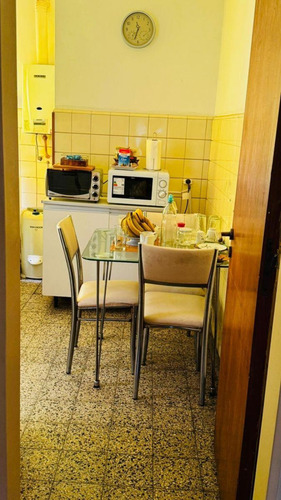 Departamento En Venta - 3 Dormitorios 1 Baño - 60mts2 - Flores