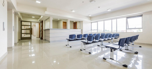 Exc.of. Consulta Médica Edif J. Manso De Velasco Los Angeles