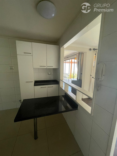 Excelente Casa Aislada En Arriendo De 5d,4b En Padre Hurtado