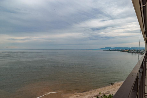 Departamento En Venta En Colonia Zona Hotelera Norte, Puerto Vallarta, Jalisco