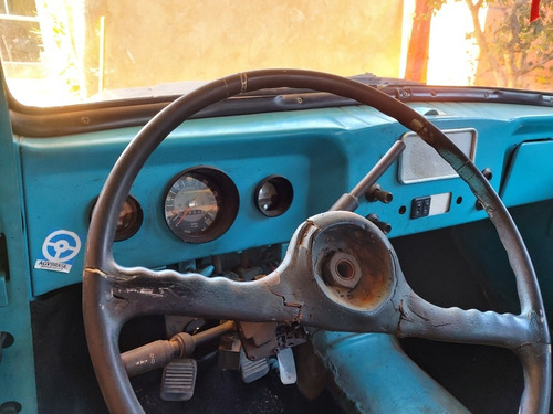 Imagem 4 de 6 de Ford F-75