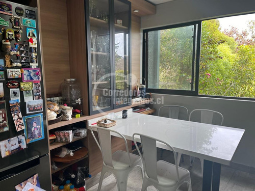 Casa En Venta De 4 Dorm. En Santo Domingo Oportunidad