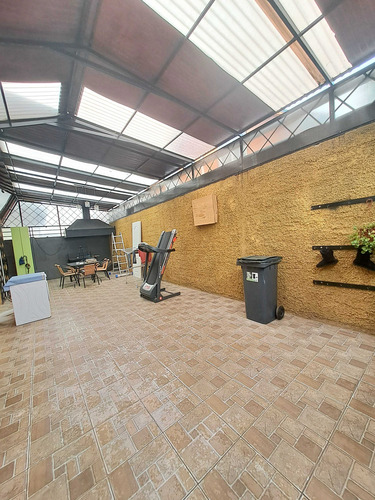 Se Vende Hermosa Casa En Flores De Pucara (106217)