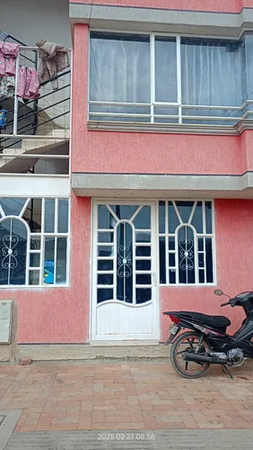 Vendo Casa Con Tres Apartamentos