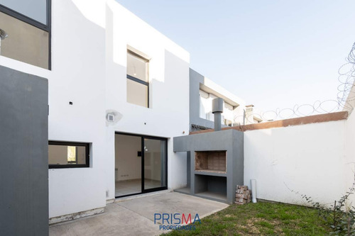 Imagen 17 de 19 de Se Vende Dúplex 3 Dormitorios Miradores I De Manantiales