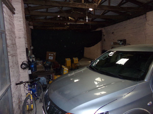 Bodega En Arriendo En Isla De Maipo Con 2 Oficinas Y Baño