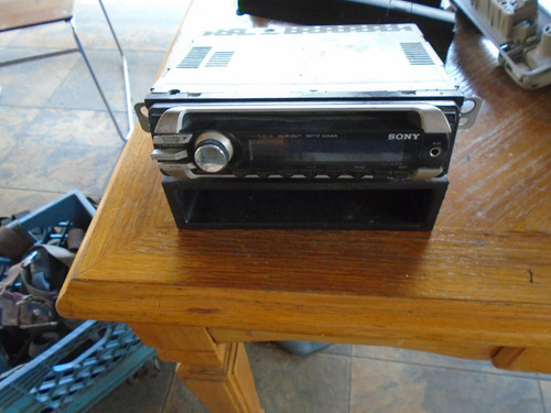 Vendo Radio De Cd Sony, Modelo Cdx-gt272
