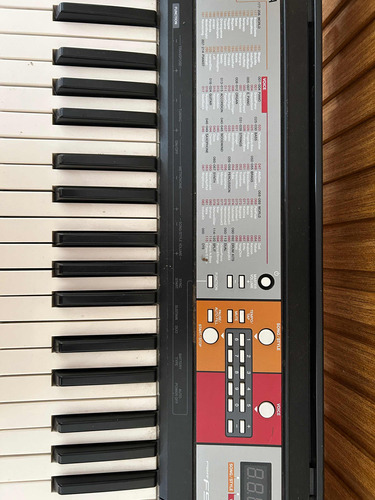 Piano Yamaha Psr F50