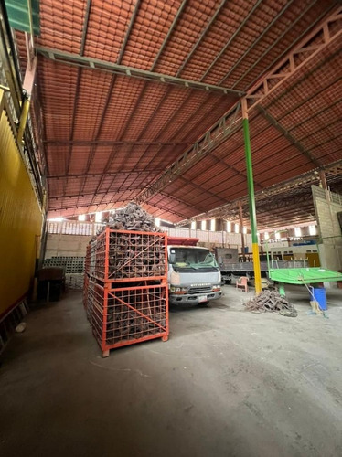 Imagen 17 de 29 de Terreno De 3380 Mt2 Con 5 Galpones, Av Intercomunal, Gran Oportunidad!!