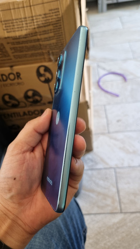 Celular Motorola Edge 30 Memoria Ram 8 Gb Y Memoria Interna 128 Gb Con Falla (Usado)
