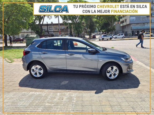 Chevrolet Onix Premier 2021 Gris Oscuro 0km