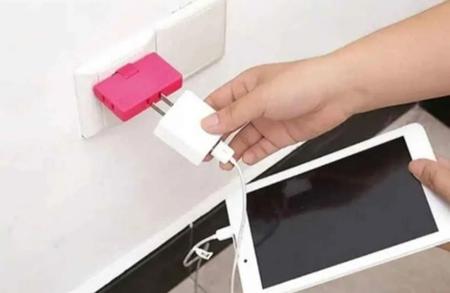 Imagen 5 de 7 de Adaptador Triple Enchufe Plano Giratorio
