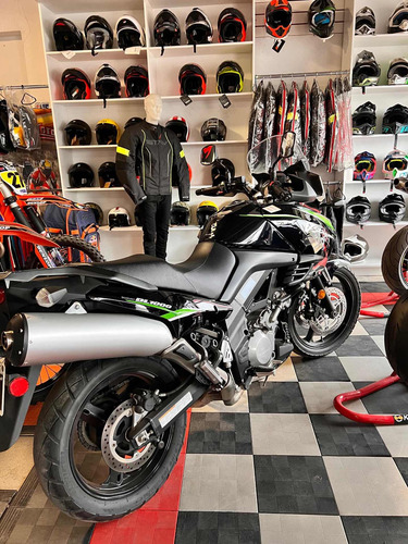 Imagen 7 de 14 de Suzuki Vstrom 1000