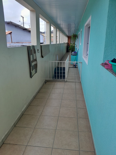 Casa 4 Cômodos Com Edicula Com 2 Cômodos Ótima Localização