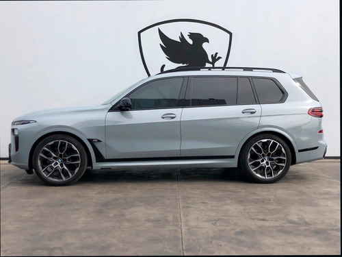 BMW X7 4.4 V8 M60I