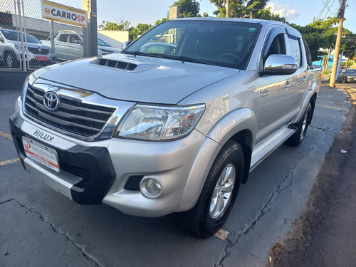 Toyota Hilux Caminhonete 3.0 4P 4X4 SRV TURBO DIESEL CABINE DUPLA AUTOMÁTICO