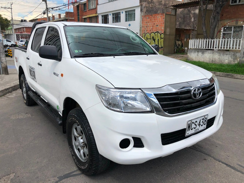 Toyota Hilux 4x4 2500cc Tdi Mt Aa Ab Abs Dh
