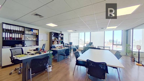 Imagen 3 de 17 de Oficina 75 M2/avenida Las Condes/ Cantagallo