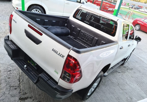 Imagen 3 de 14 de Hillux Doble Cab 2019