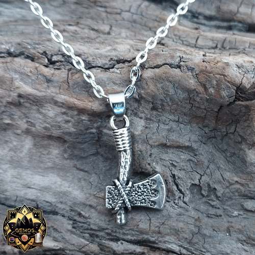 Collar Hacha Vikinga Cad 45cm Dije Niquel Gemos Accesorios Plateado