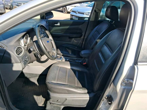 Ford Focus 2.0 TITANIUM 16V FLEX 4P POWERSHIFT