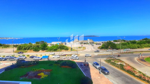 Alquiler Temporal, 1era Linea, Playa Mansa, A Metros Del Casino, Punta Del Este