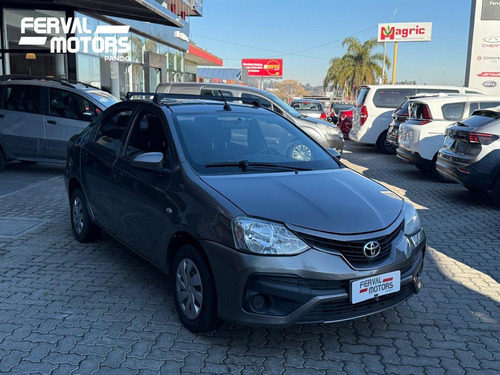 Toyota Etios X b sedan