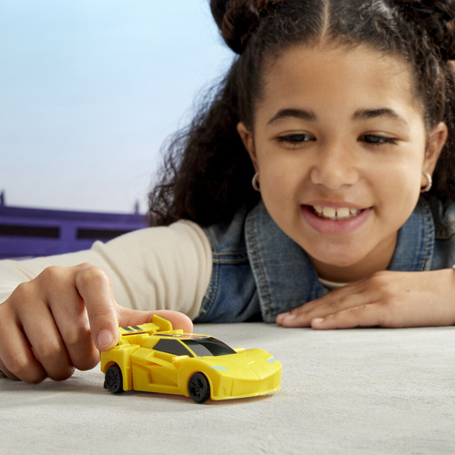 Figura De Acción Transformers Earthspark 1-step Bumblebee