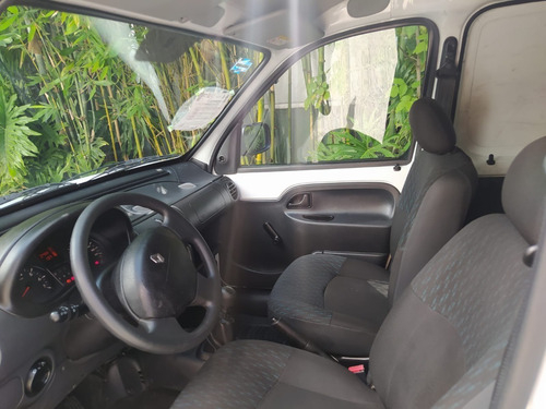 Imagen 9 de 13 de Renault Kangoo Zen Ac 1.6l Tm 2018